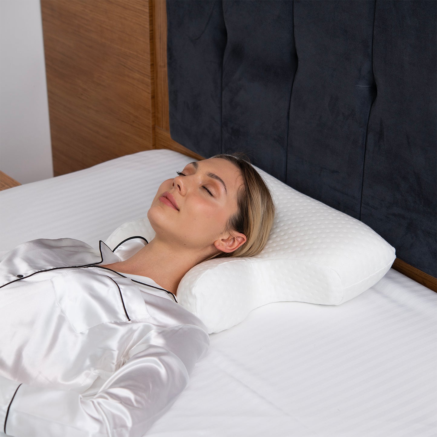 Beauty Pillow | Anti Aging, Anti Wrinkle | Memory Foam for Neck, Cervical and Shoulder Pain Relief, Back and Side Comfortable Sleeping